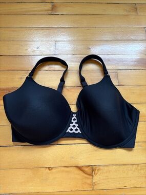 Olga Black Smooth T-Shirt Bra with Scallop Cutout